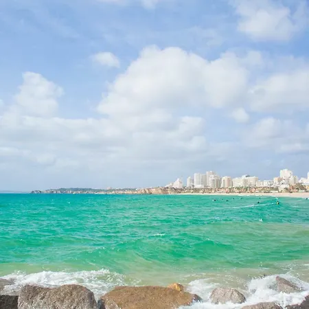 Apartamento Turistico Marina Rocha *