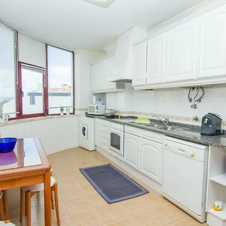 Apartamento Turistico Marina Rocha Apartmán *